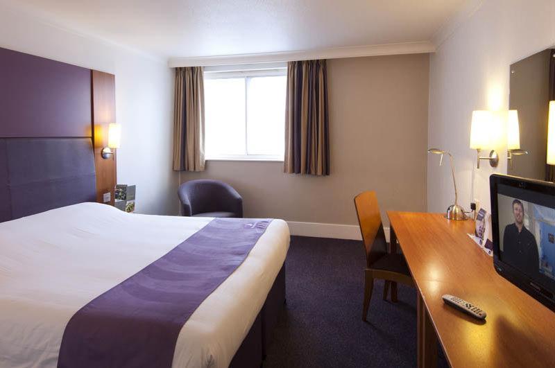 Premier Inn Lancaster Esterno foto